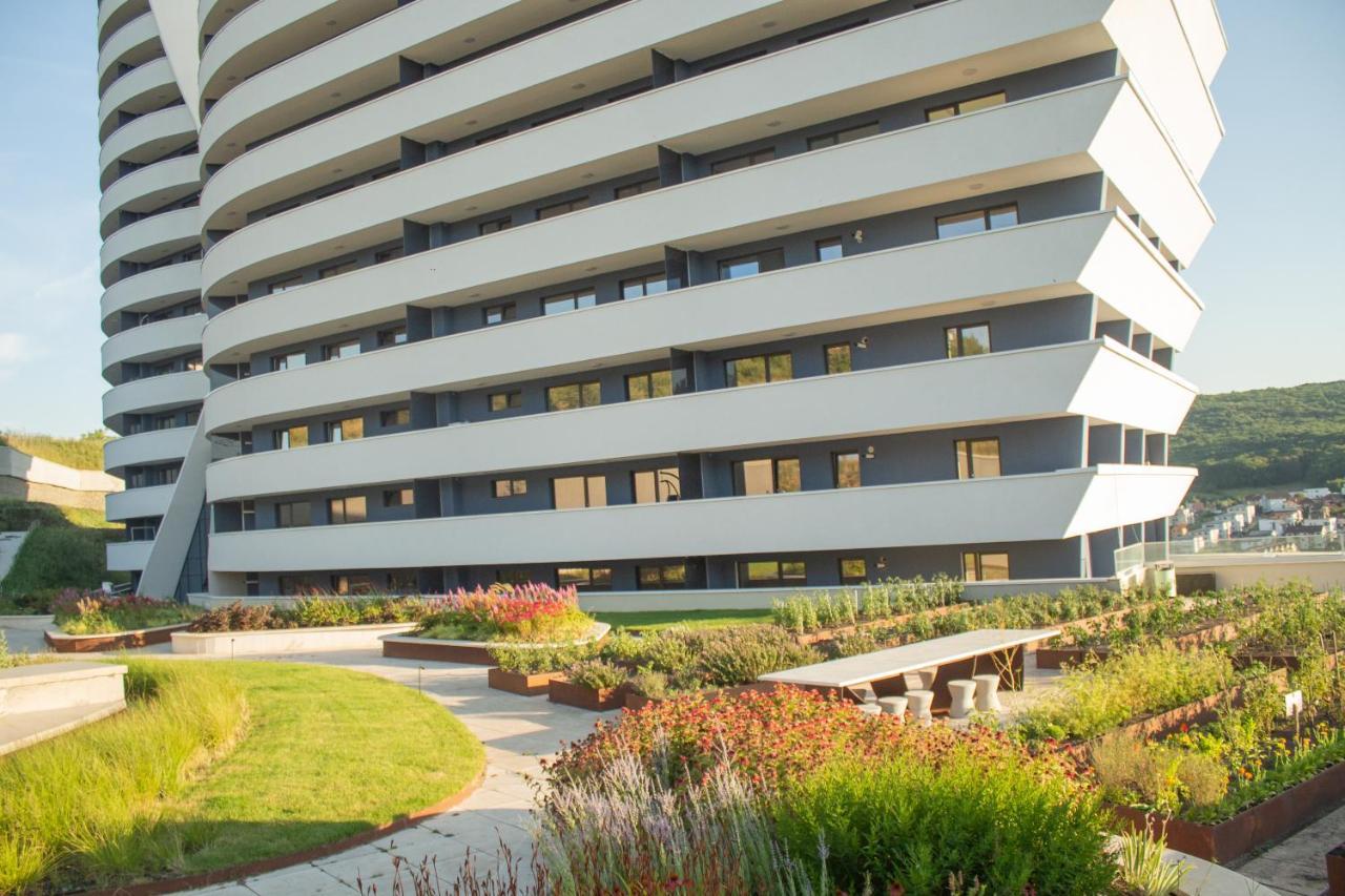 קלוז'-נאפוקה Wings Luxury Suites מראה חיצוני תמונה